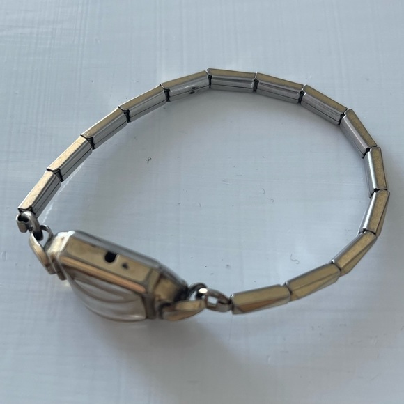 1950s Elgin 10k RGP Bezel Ladies Wristwatch. DOESN’T RUN & WINDUP MECH MISSING - Picture 2 of 5